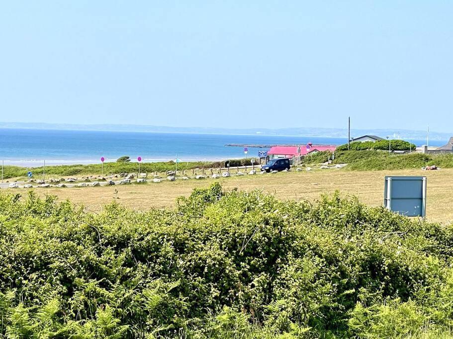 Luxury Porthcawl Large Spacious 2 Bedroom Apt, Garden, Prime Location Экстерьер фото